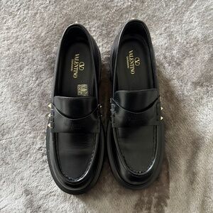 Valentino Rockstud Loafer